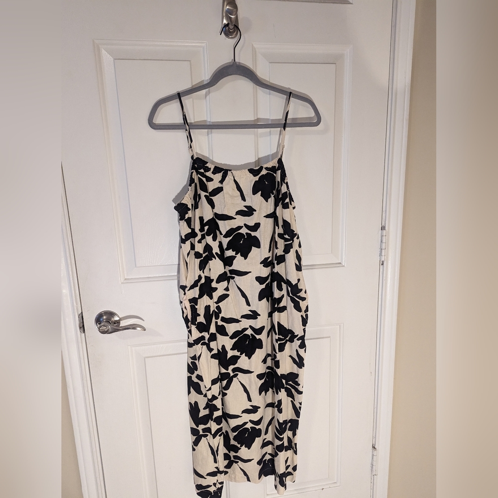 NWOT a new day Linen Nap Dress